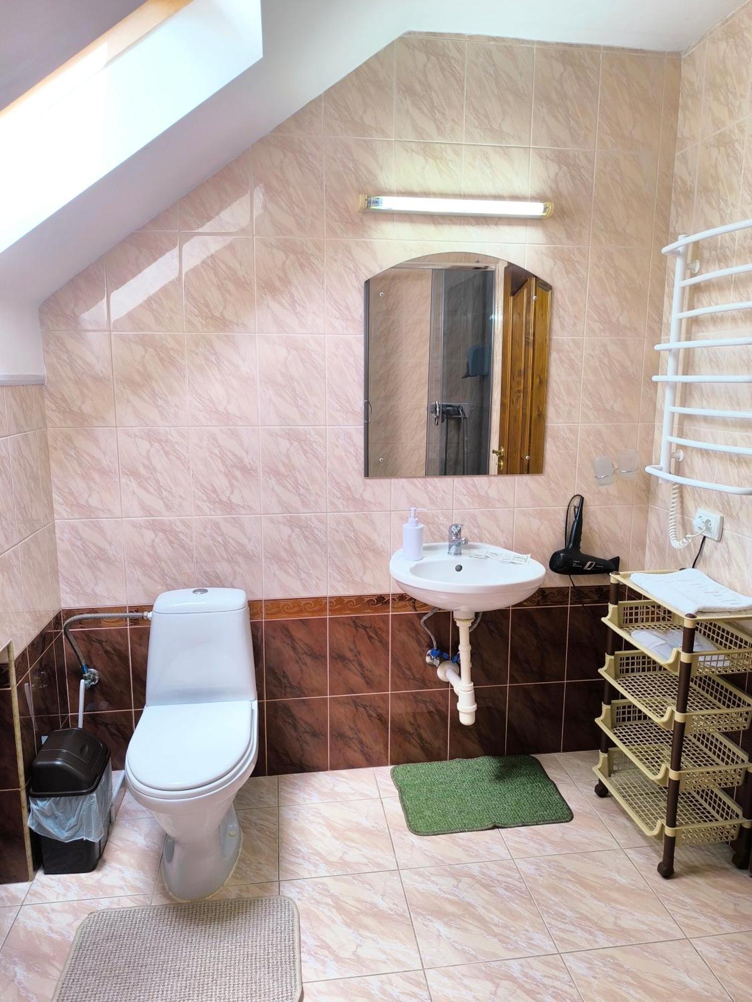 Hotel Delfin Mukacheve Quarto foto